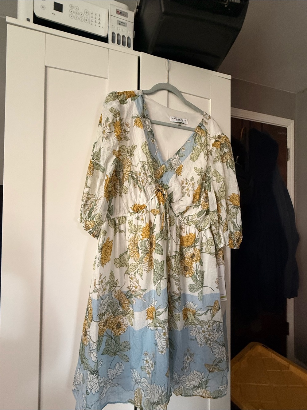 Kohl's White Midi Dress with Blue Borders & Yellow Floral Print